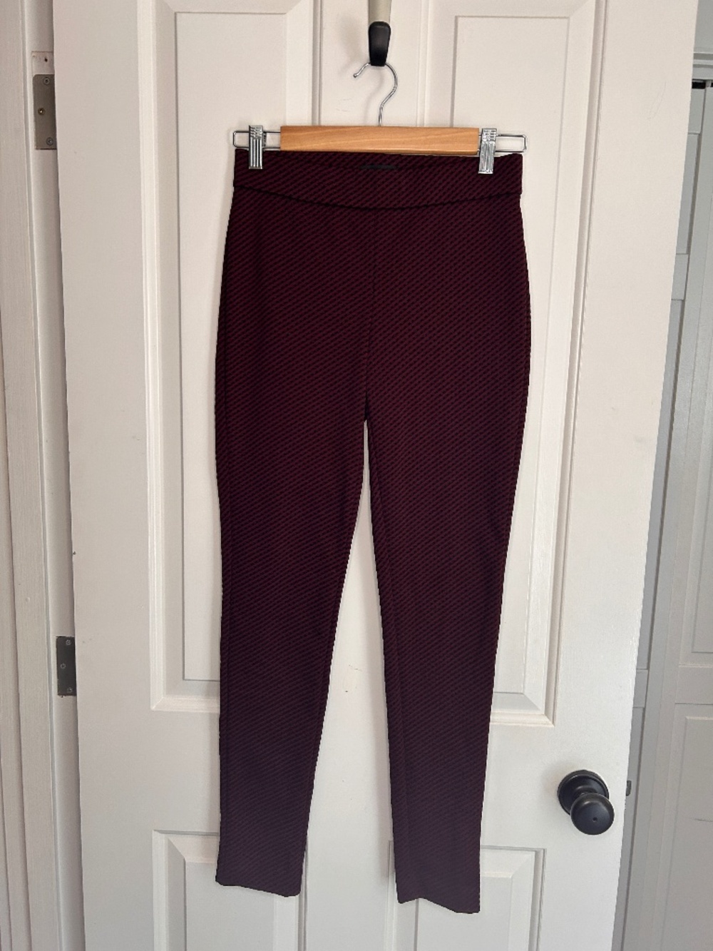 THEORY Adbelle K Claymont Knit Ankle Leggings Striped Maroon Black - Size Small